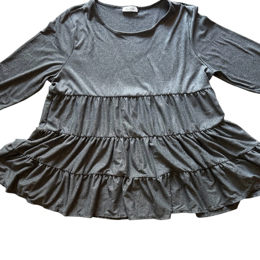 NWOT You & Me (boutique) size 3x Elegant Heather Gray Ruffle Top - Picture 2 of 4